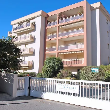 Апартаменты Le Riviera *